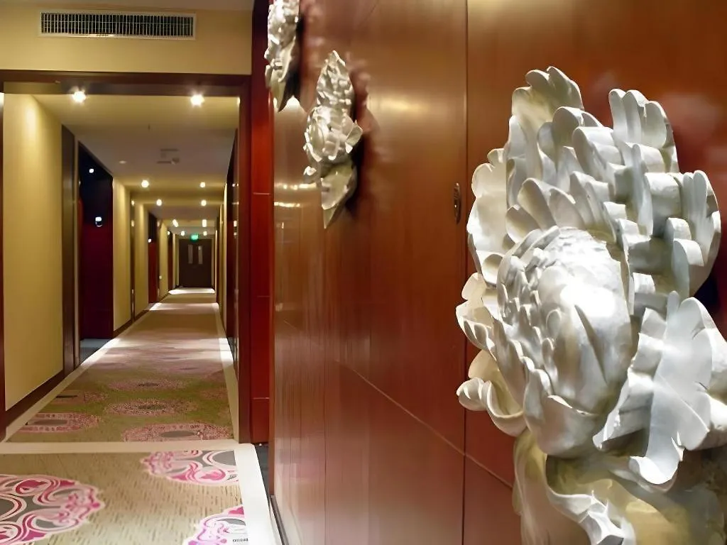***  New Friendship Hotel Luoyang  Cina